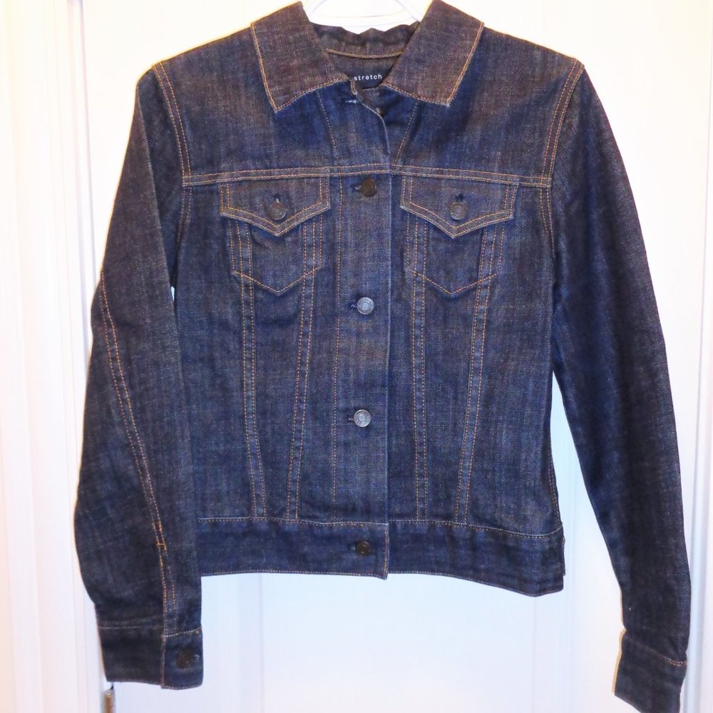 Like new! Vtg Y2K Dark denim / indigo jean jacket (XS)